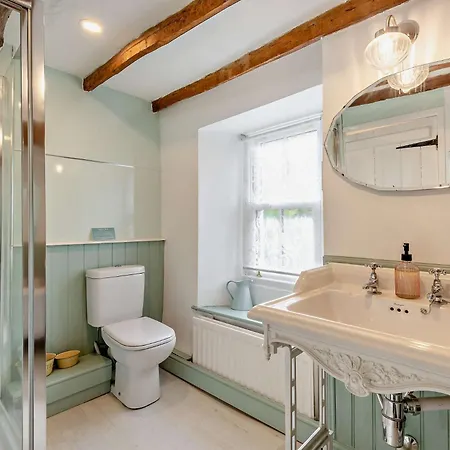 2 Bed In 94582 Brigsteer