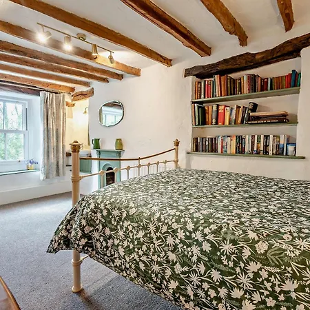 Дом отдыха 2 Bed In 94582 *