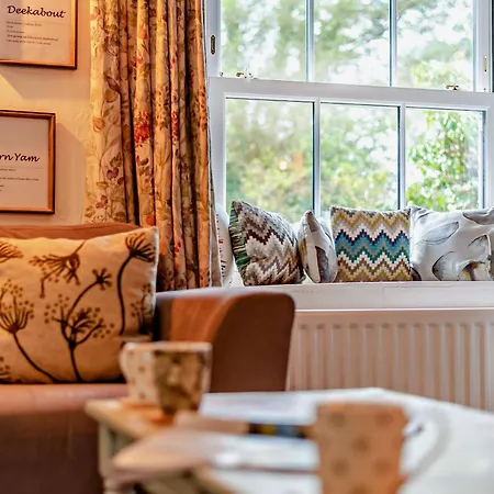 2 Bed In 94582 Ferienhaus Brigsteer